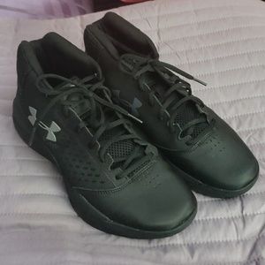 Under Armour Tennis Shoes
